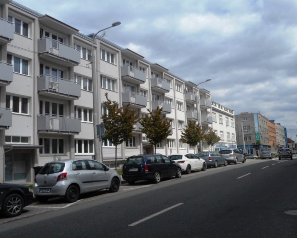 Cihlový prostorný byt 3+1, Zlín centrum